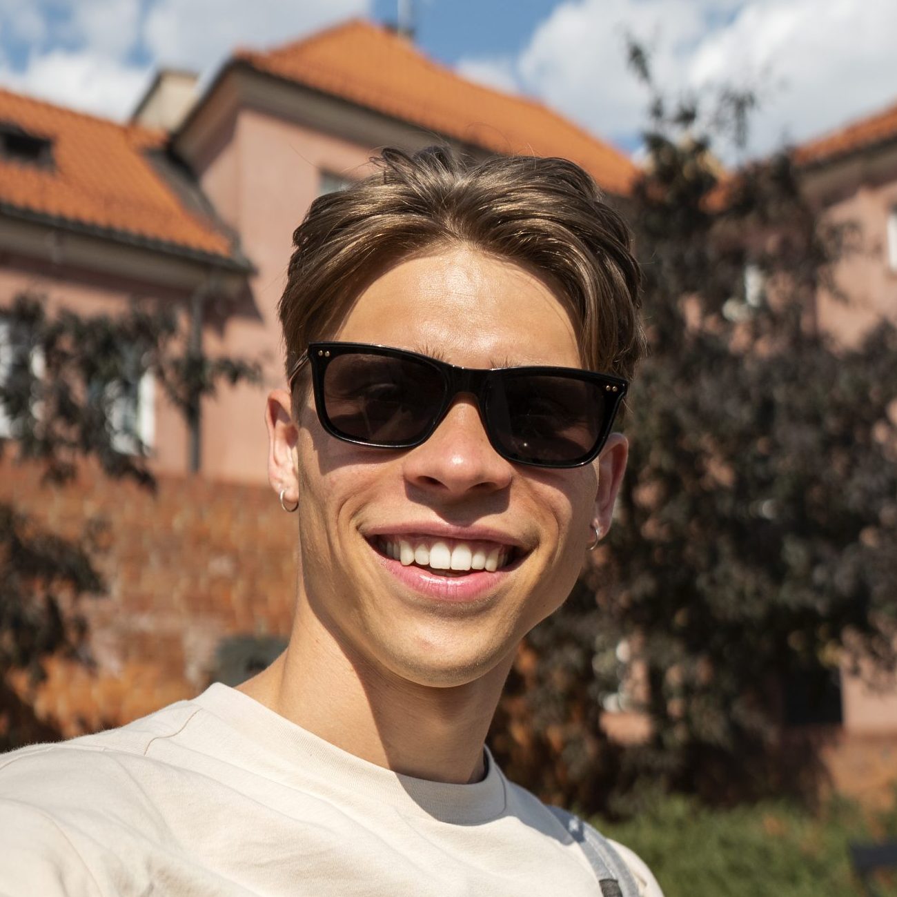 Jeef K., Google play